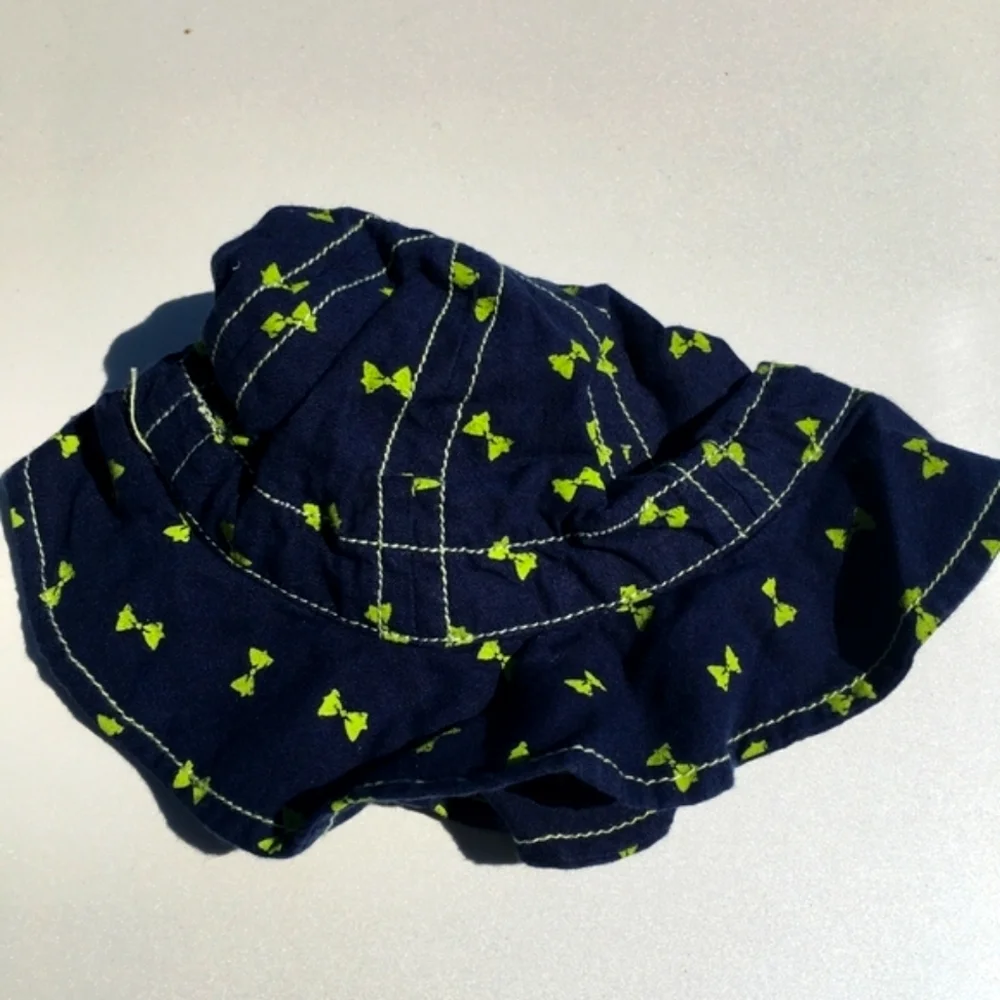 Dollhouse lime bow